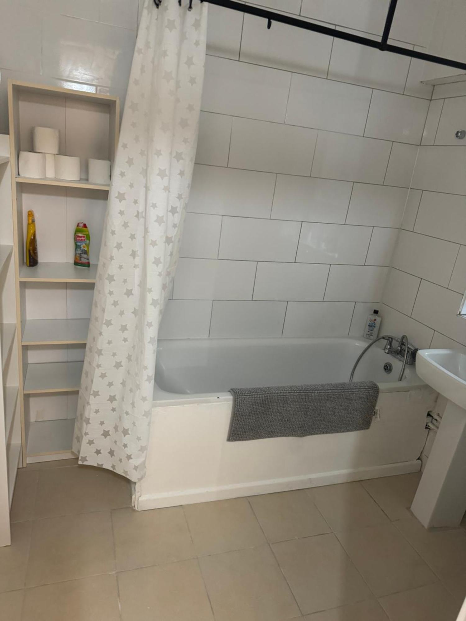 One Bedroom In Tower Bridge Road Apartament *